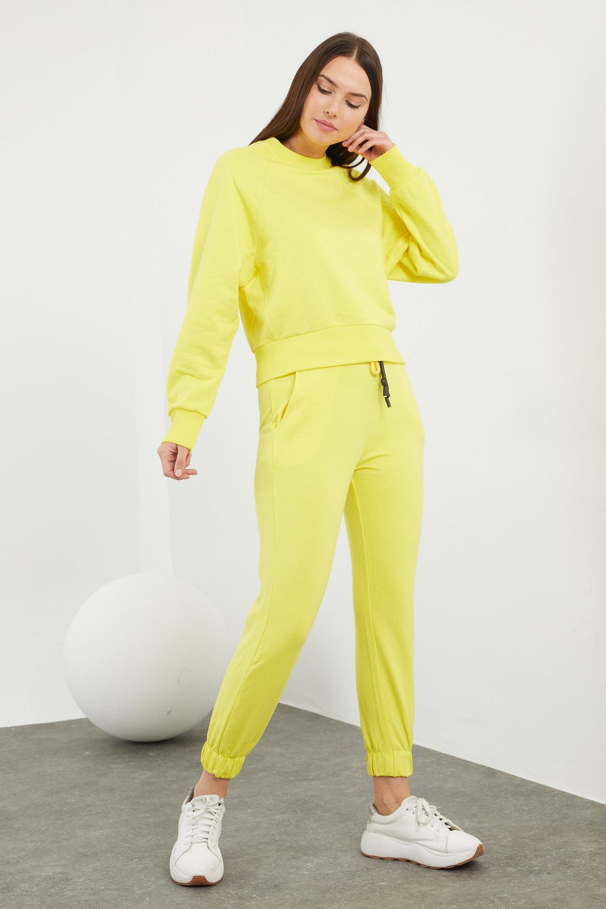 Beli ve Paçası Lastikli Düz Eşofman Takım