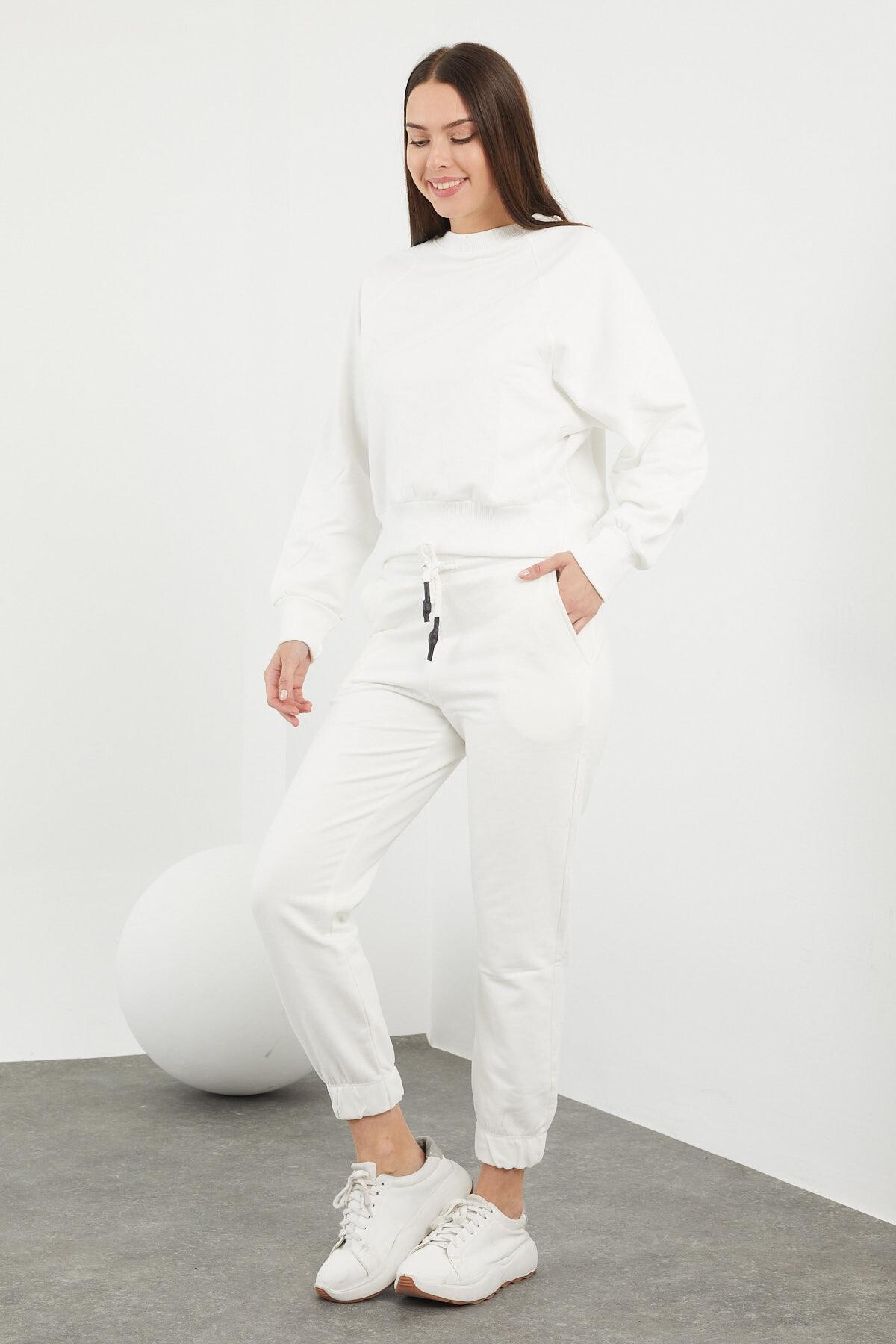 Beli ve Paçası Lastikli Düz Eşofman Takım