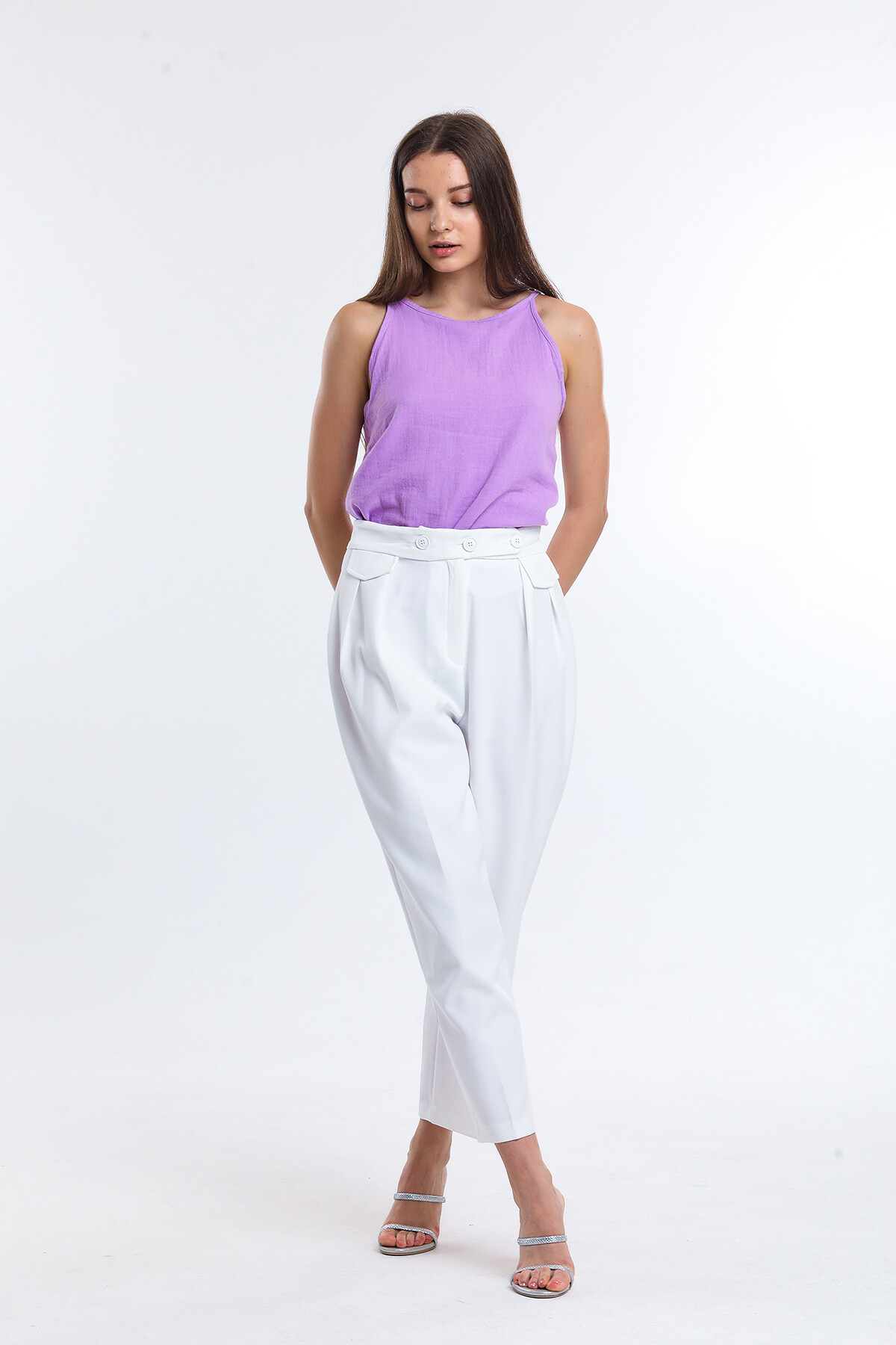 Beli Düğmeli Pensli Havuç Pantolon