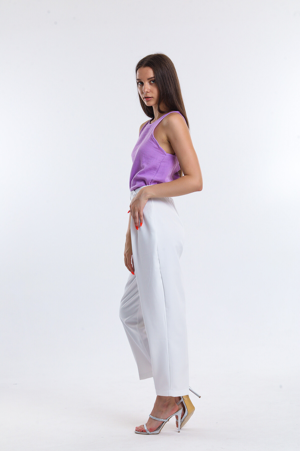 Beli Düğmeli Pensli Havuç Pantolon