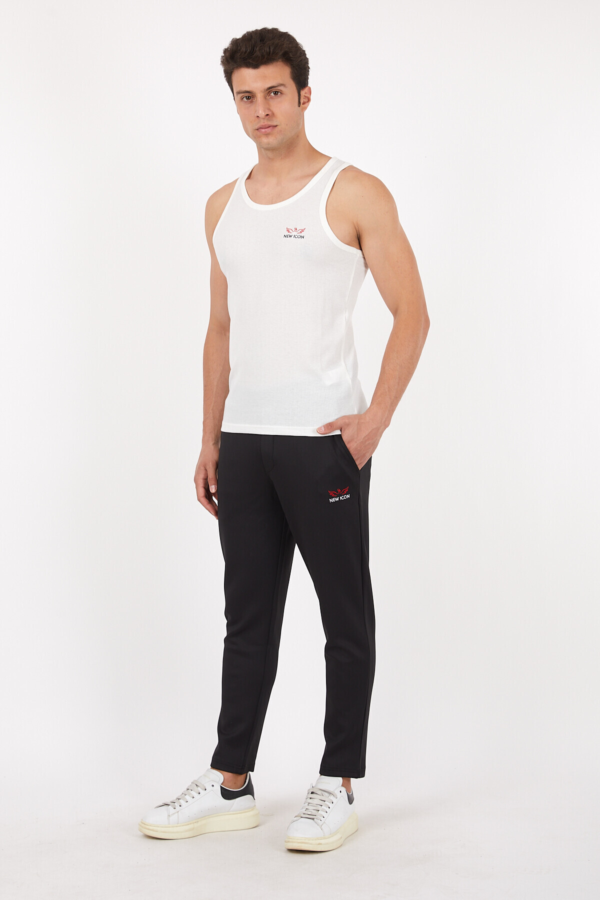 Beli Lastikli Nakış Detaylı Cepli Alt Eşofman