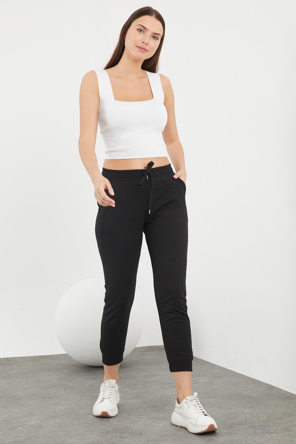 Beli ve Paçaları Lastikli Cepli Karyokalı Alt Eşofman