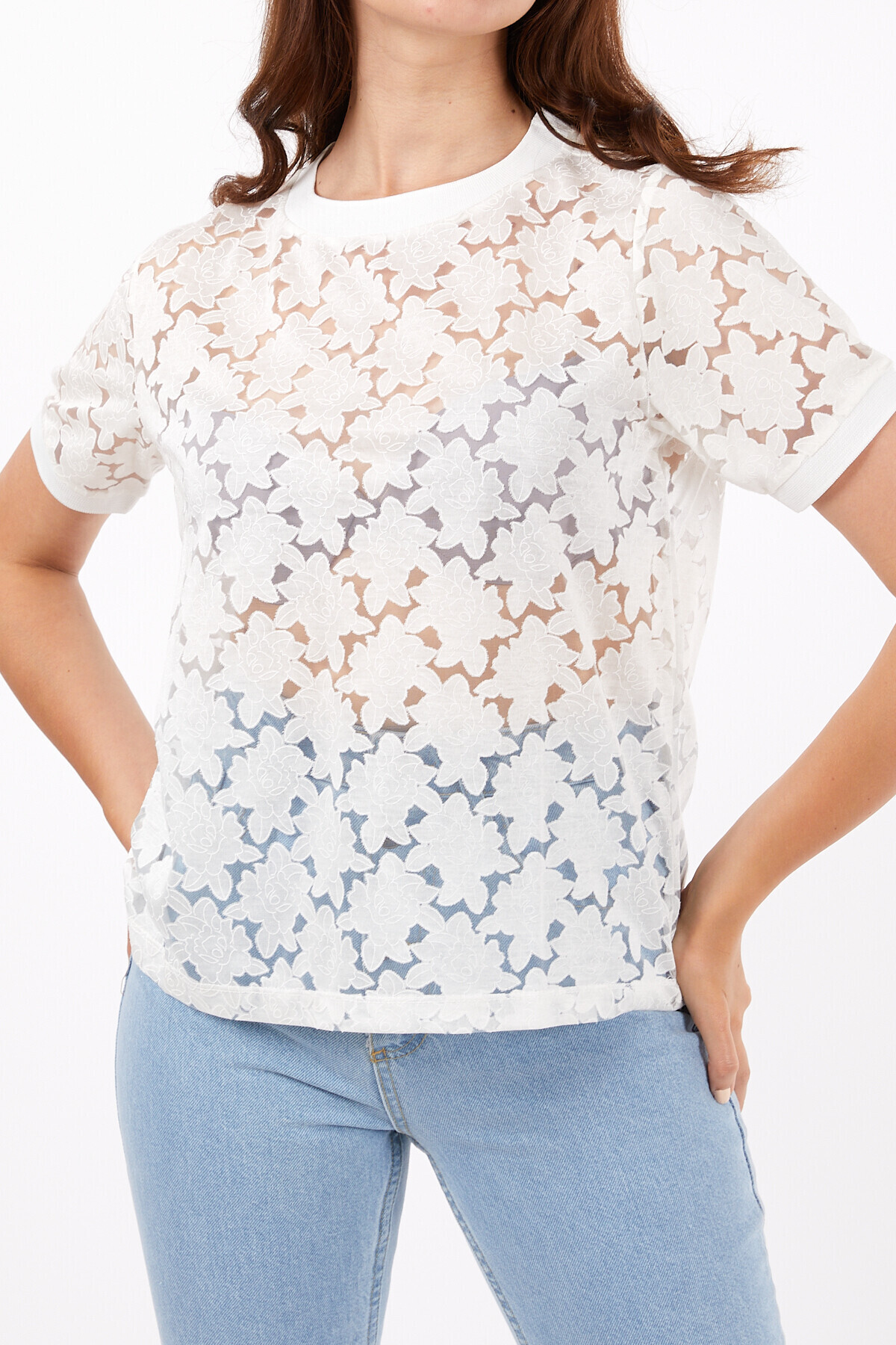 Bisiklet Yaka Kol Bandı Ribanalı Papatya Desenli Tshirt