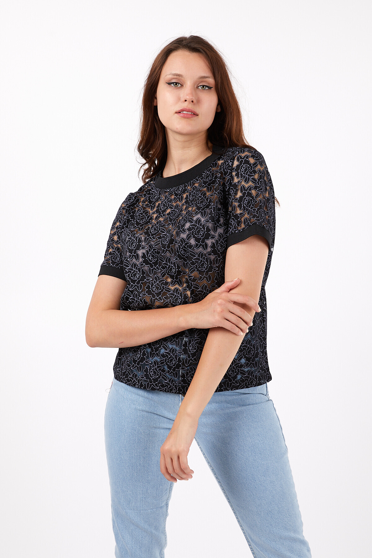 Bisiklet Yaka Kol Bandı Ribanalı Papatya Desenli Tshirt