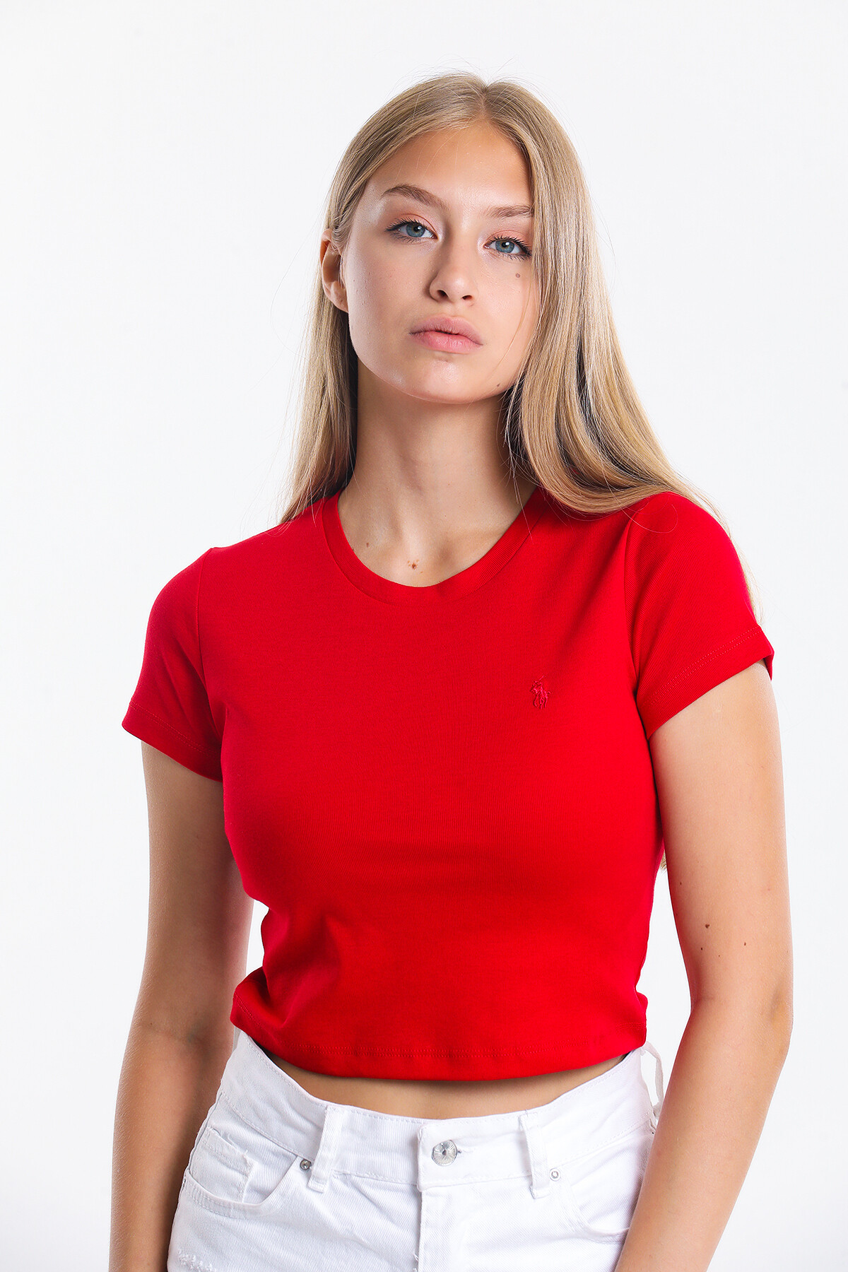 Bisiklet Yaka Nakış Detaylı Crop Bluz