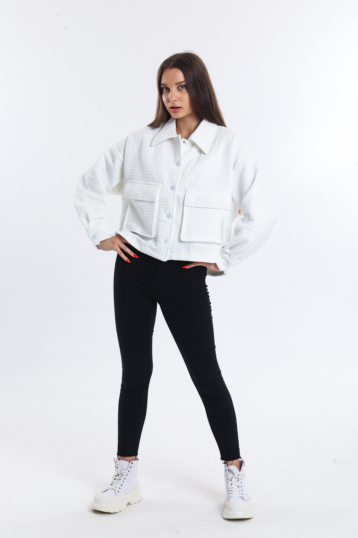 Gömlek Yaka Önü Çıtçıtlı İçi Astarlı Cepli Kapitone Görünümlü Ceket