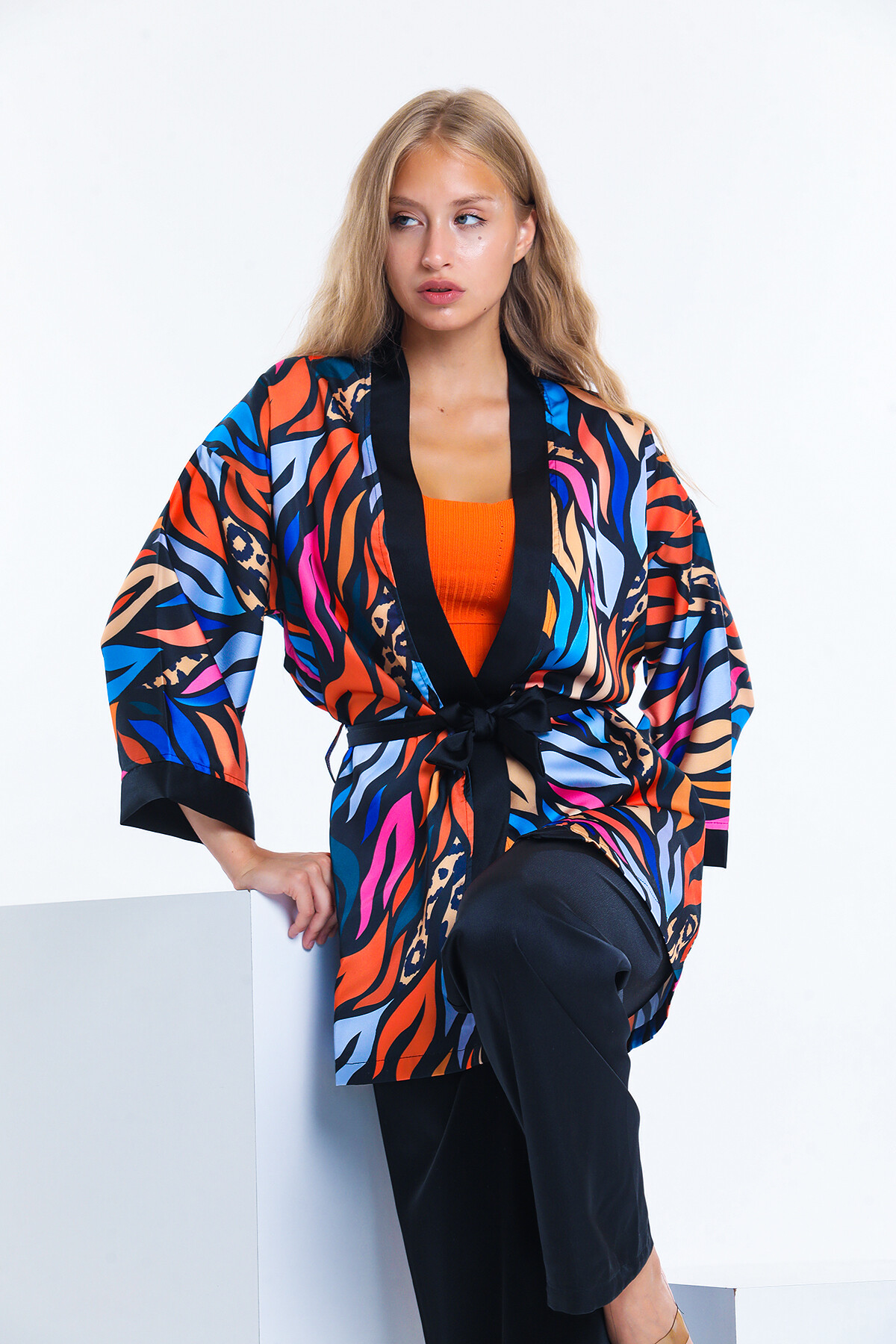 Kuşaklı Desenli Kimona Takım