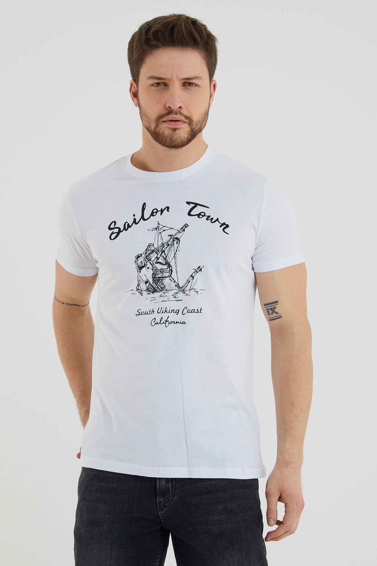 Sailon Tour Yazı Baskılı Bisiklet Yaka Slim Fit Tshirt