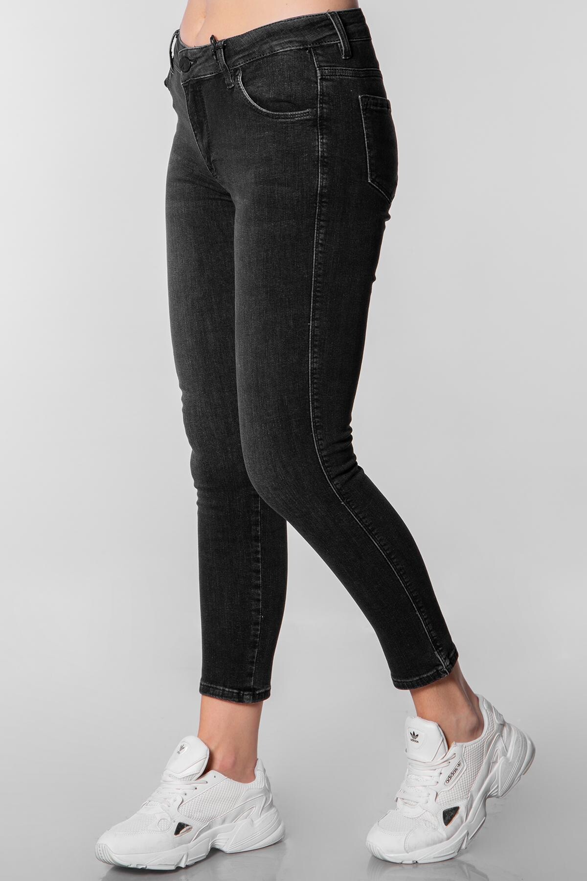 Yüksek Bel Dar Paça Kot Pantolon