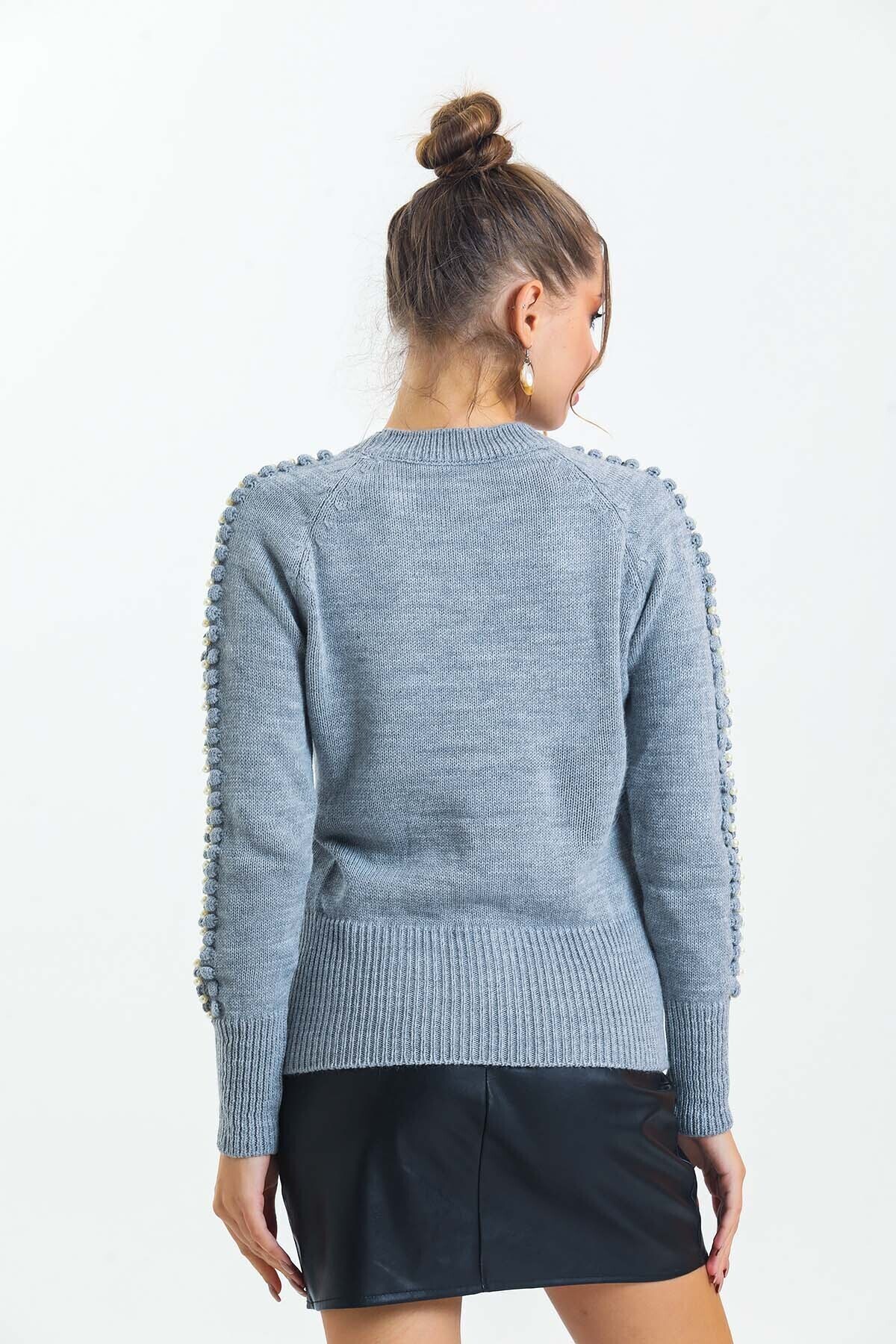 Bisiklet Yaka Boncuk Detaylı Kazak