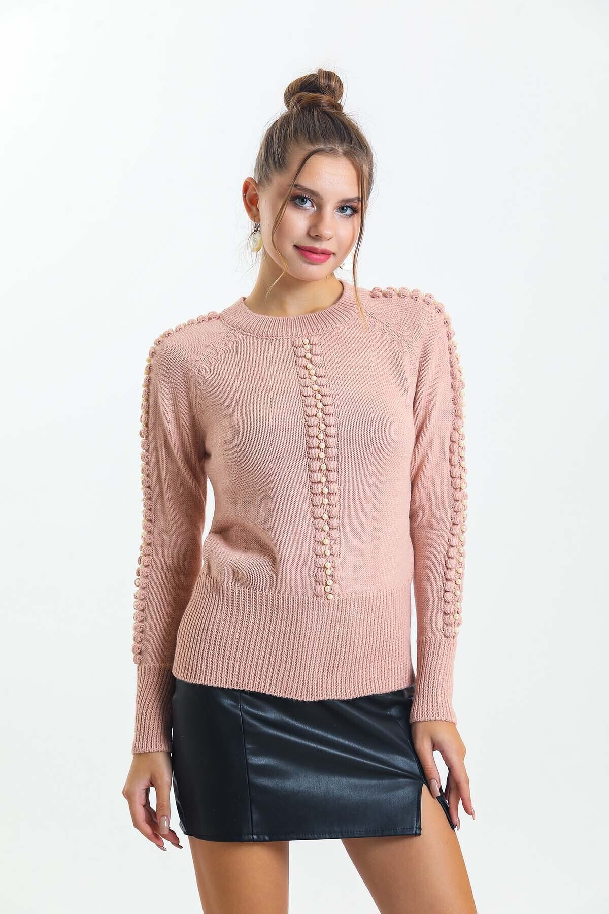 Bisiklet Yaka Boncuk Detaylı Kazak