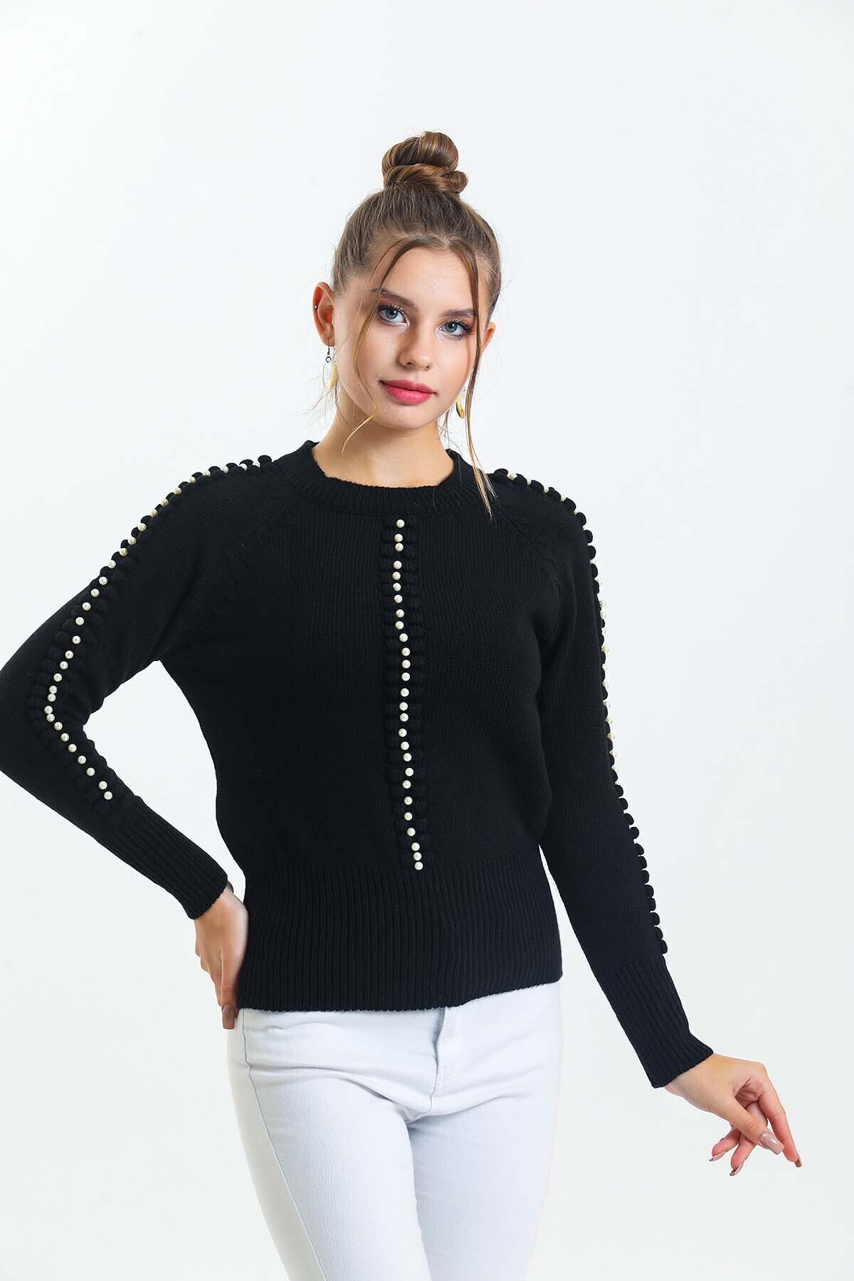 Bisiklet Yaka Boncuk Detaylı Kazak