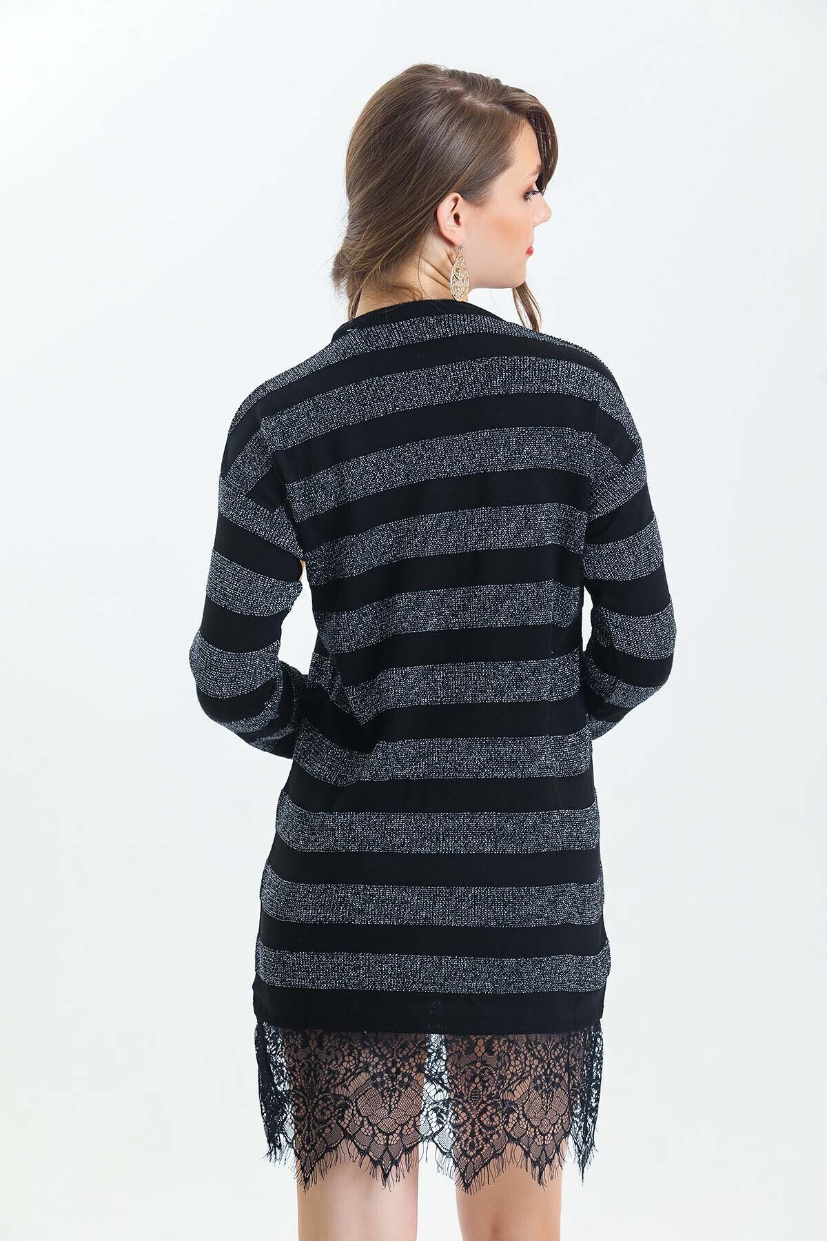 Bisiklet Yaka Eteği Dantelli Çizgili Simli Triko Elbise