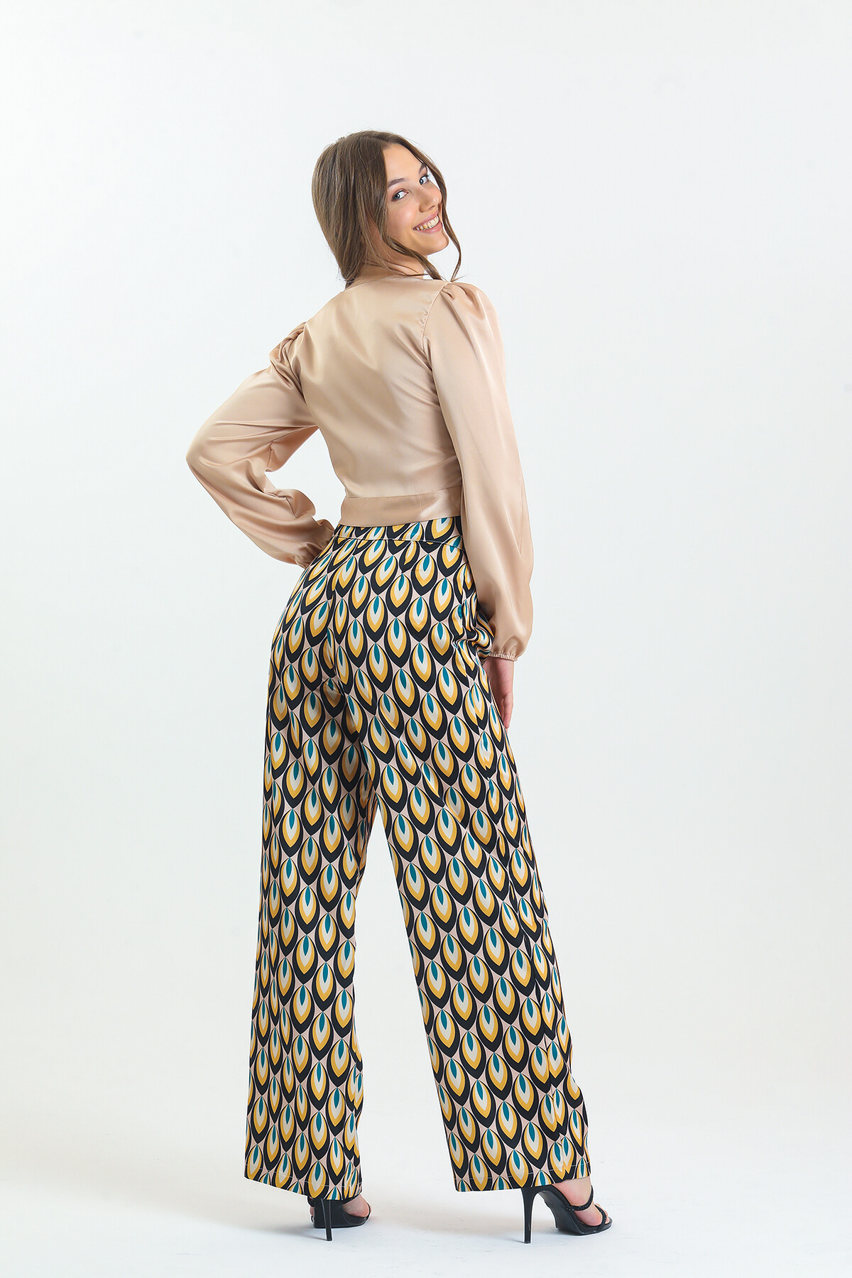 Kadın Etnik Desenli Saten İkili Takım