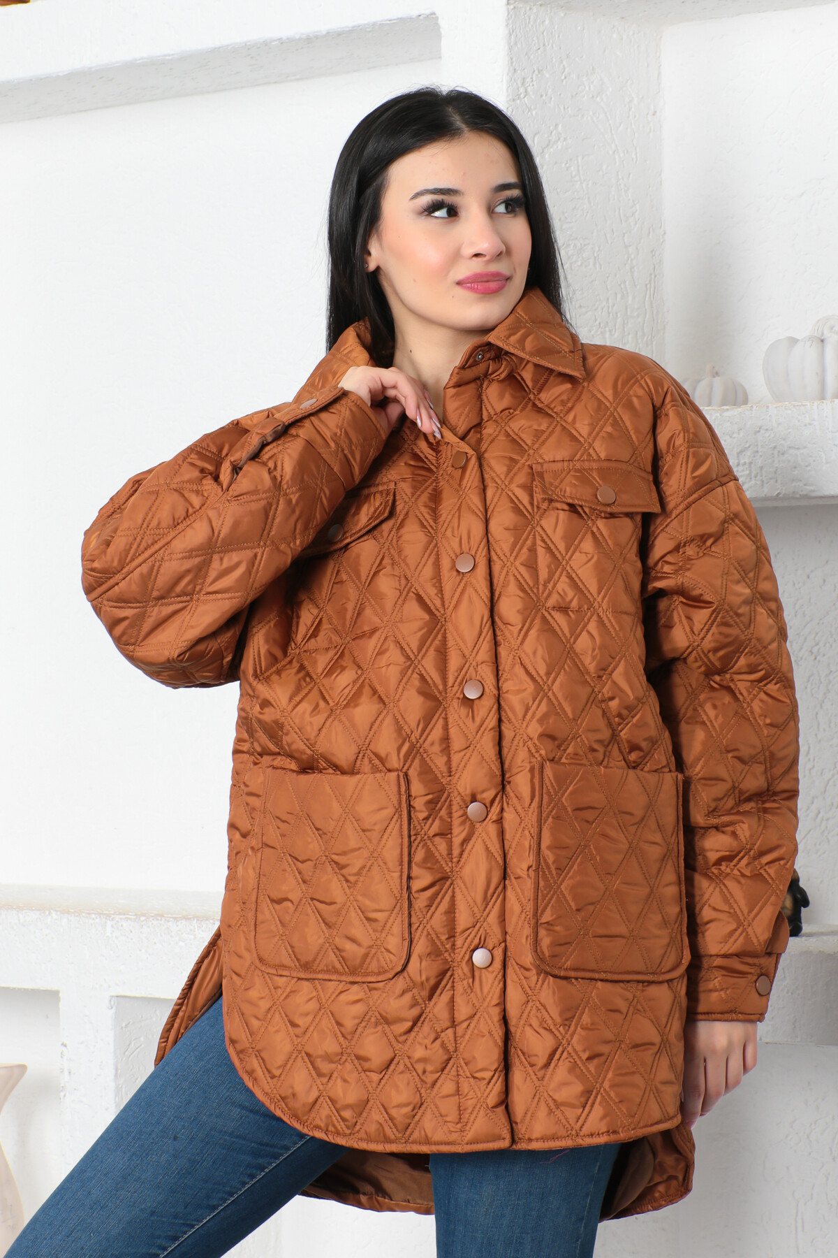 KADIN Kapitone Dikişli Gömlek Yaka Çıtçıtlı Cepli Mont