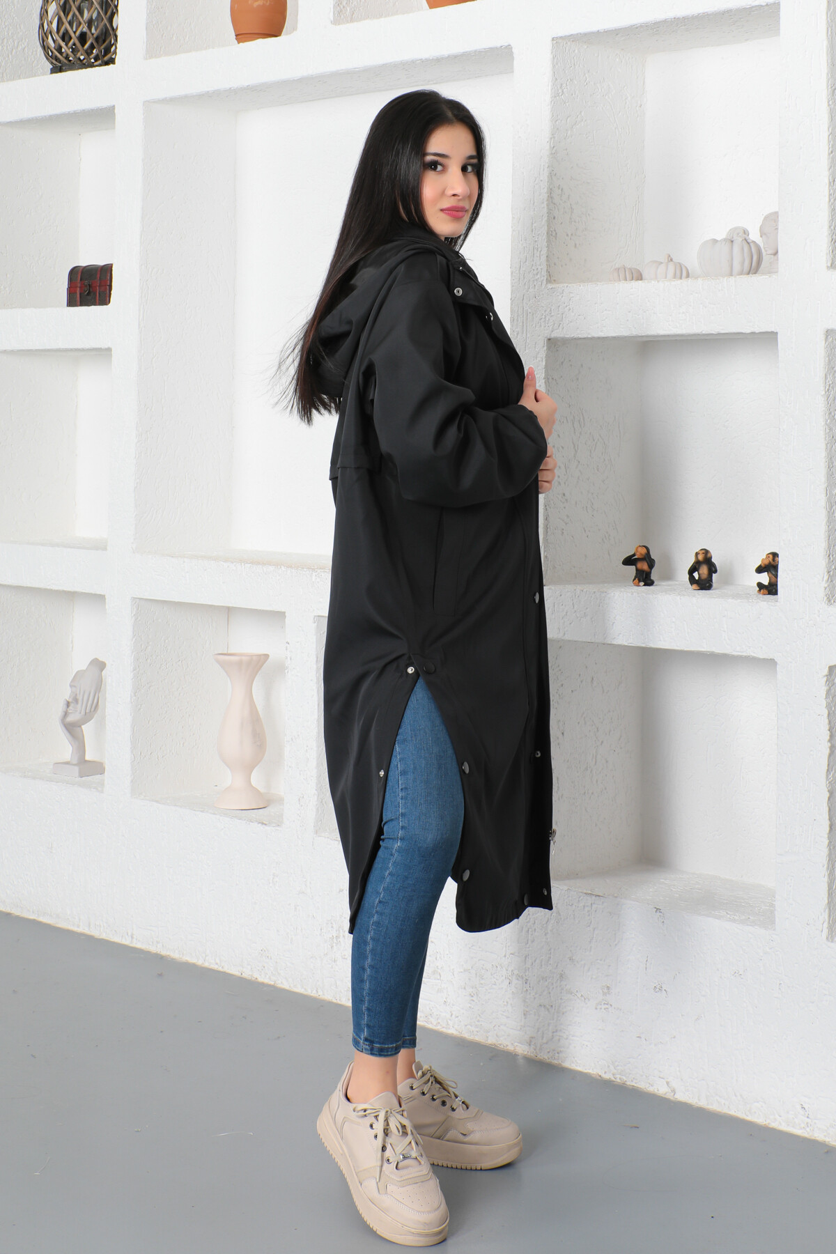 KADIN Kapüşonlu İçi Astarlı Düğme Detaylı Cepli Trençkot