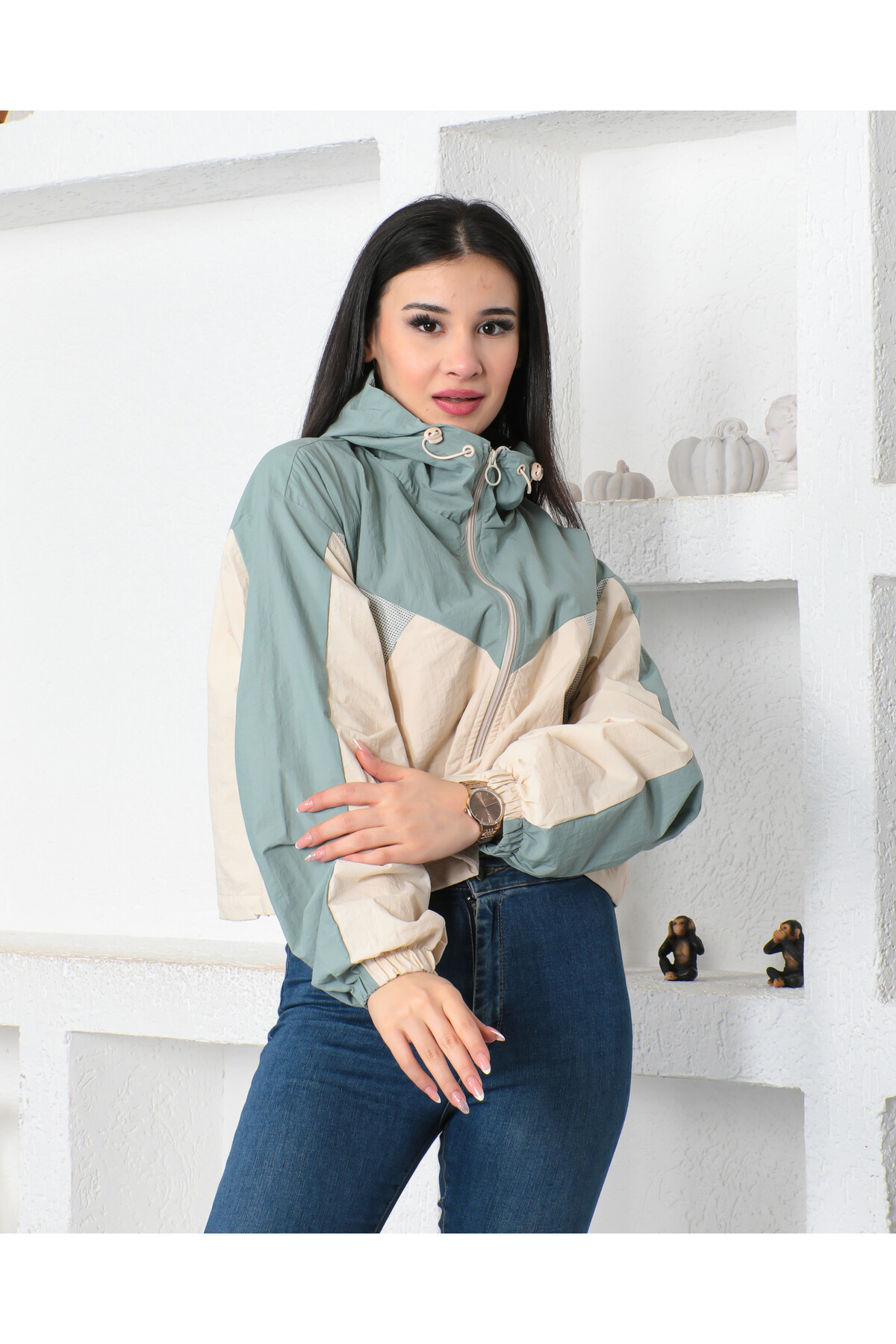 KADIN Parça Garnili İçi Fileli Önü Fermuarlı Cepli Kapüşonlu Yağmurluk Ceket