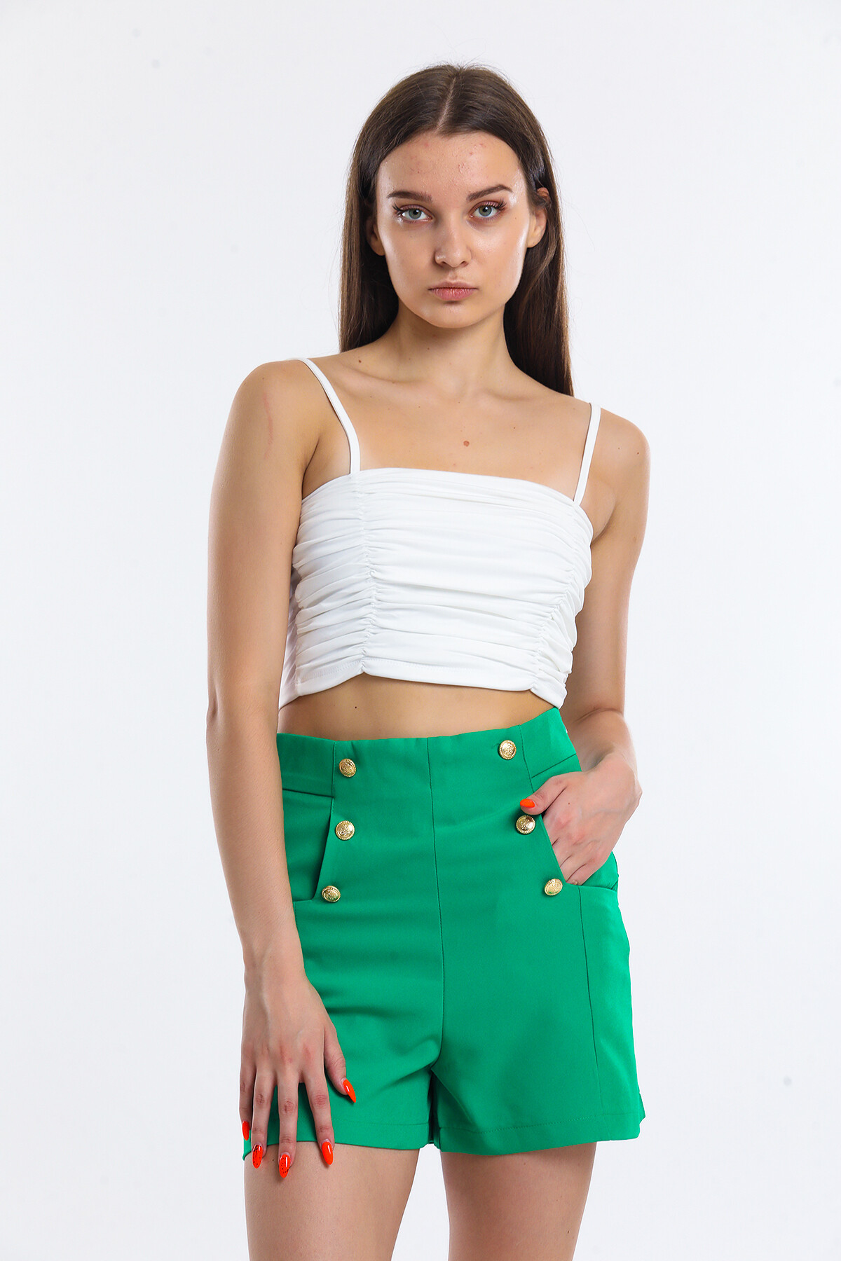 Önü Düğme Detaylı Yanı Fermuarlı Cepli Yüksek Bel Şort