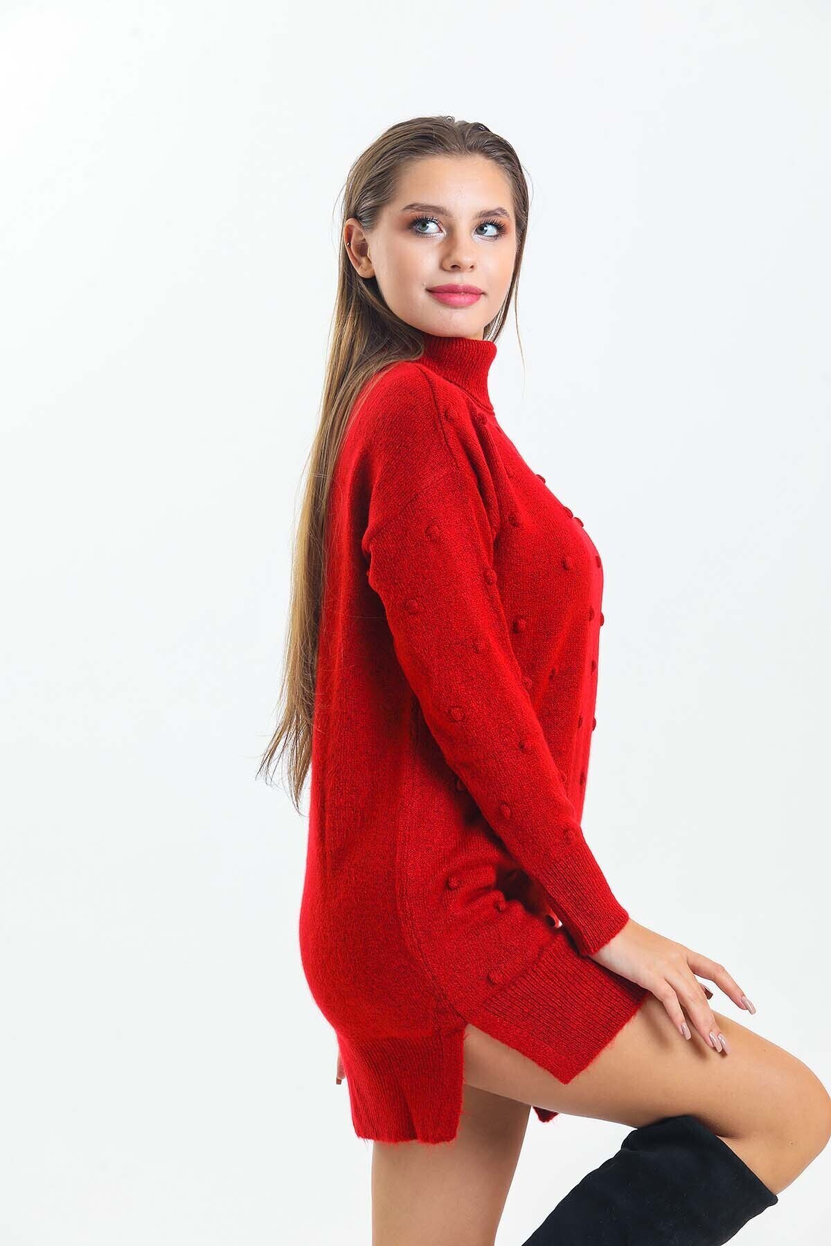 Önü ve Kolları Ponponlu Balıkçı Yaka Triko Elbise