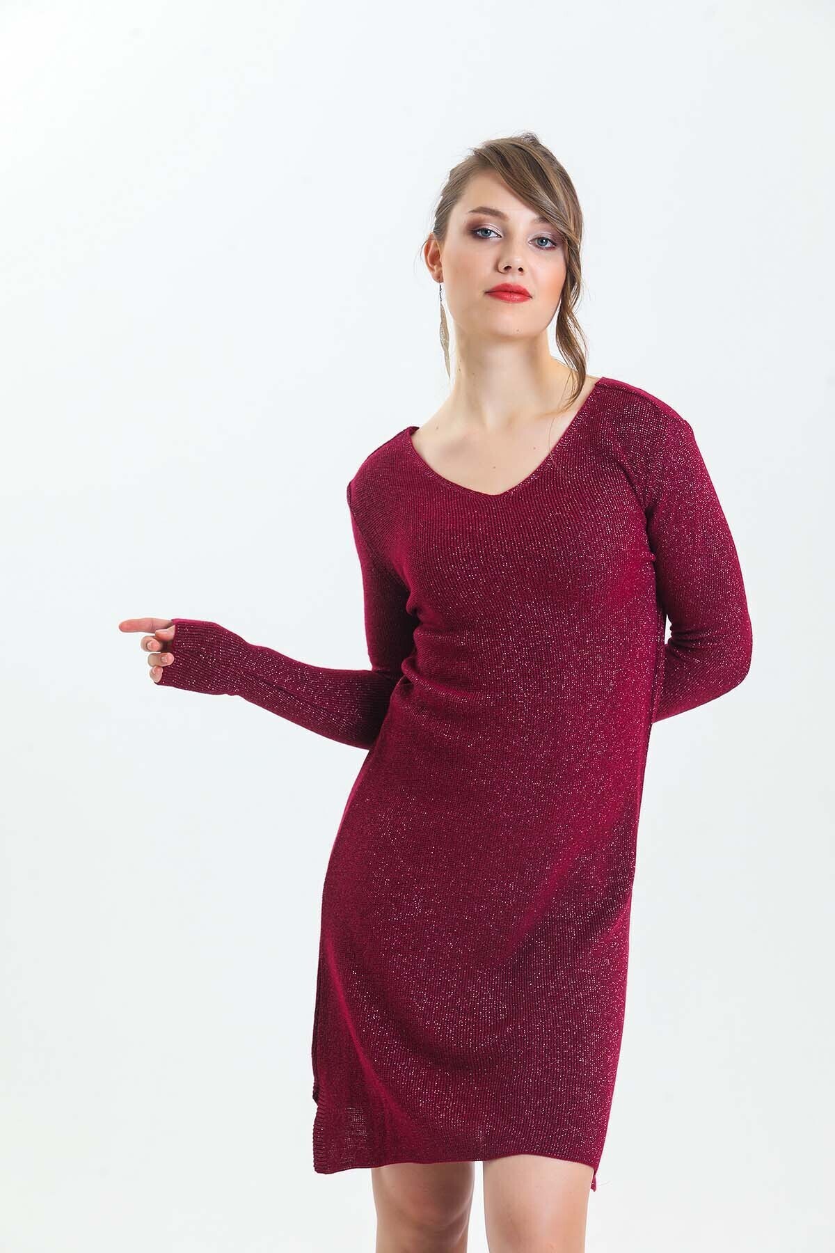 V Yaka Uzun Kol Simli Triko Elbise