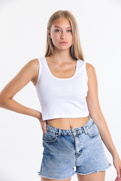 Askılı Nakış Detaylı Crop Bluz