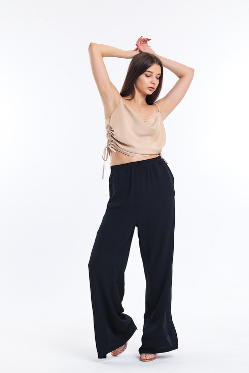 Askılı Yanları Bağlamalı Bluz