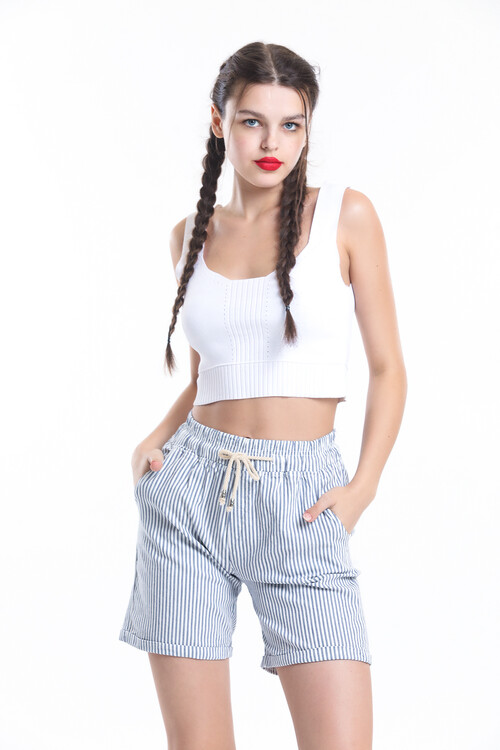 Beli Lastikli Bağcıklı Duble Paça Cepli Çizgili Likralı Şort