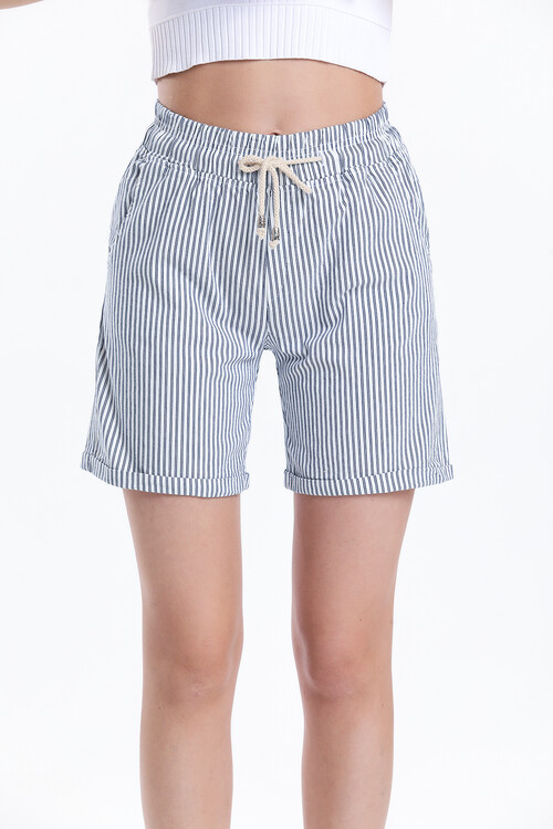 Beli Lastikli Bağcıklı Duble Paça Cepli Çizgili Likralı Şort