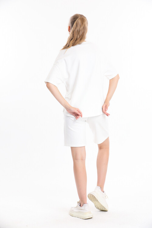 Bisiklet Yaka Eteği Yırtmaçlı Oversize Şort Takım