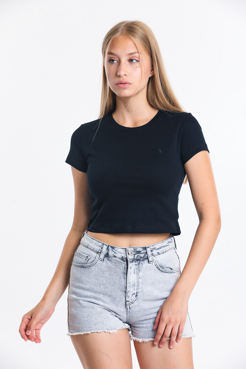 Bisiklet Yaka Nakış Detaylı Crop Bluz