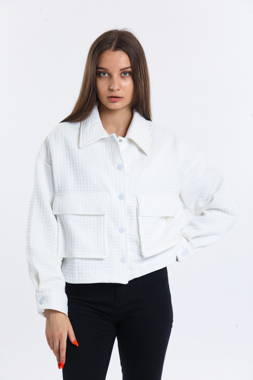 Gömlek Yaka Önü Çıtçıtlı İçi Astarlı Cepli Kapitone Görünümlü Ceket