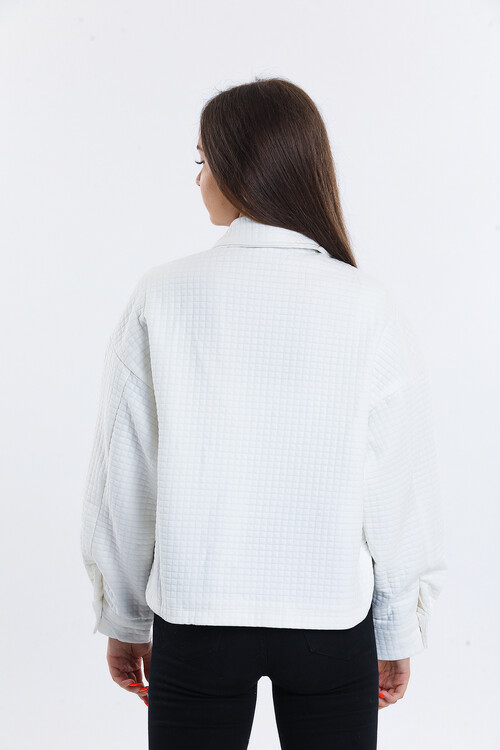 Gömlek Yaka Önü Çıtçıtlı İçi Astarlı Cepli Kapitone Görünümlü Ceket