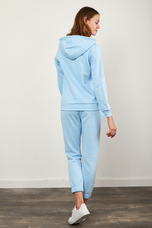 Kanguru Cepli Paçası Lastikli Kolları ve Eteği Ribanalı Eşofman Takım