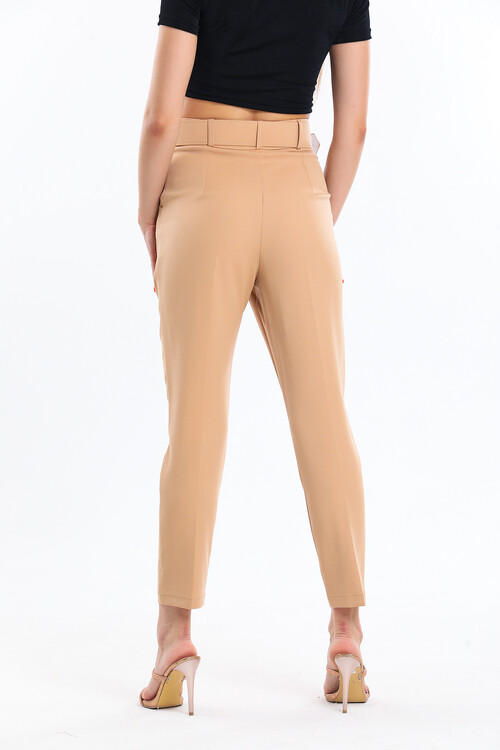 Kemerli Bilek Boy Kumaş Pantolon