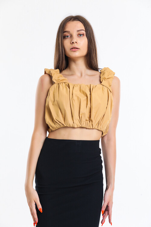 Önü Düğmeli Askılı Büzgülü Crop Bluz