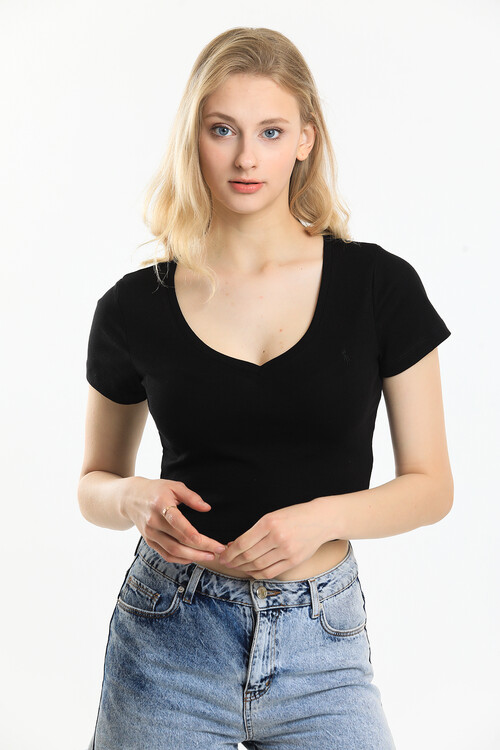 V Yaka Nakış Detaylı Crop Bluz