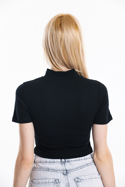 Yakası Fermuarlı Armalı Crop Bluz