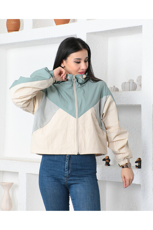 KADIN Parça Garnili İçi Fileli Önü Fermuarlı Cepli Kapüşonlu Yağmurluk Ceket