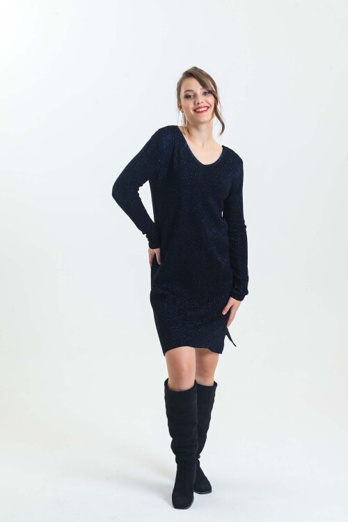 V Yaka Uzun Kol Simli Triko Elbise