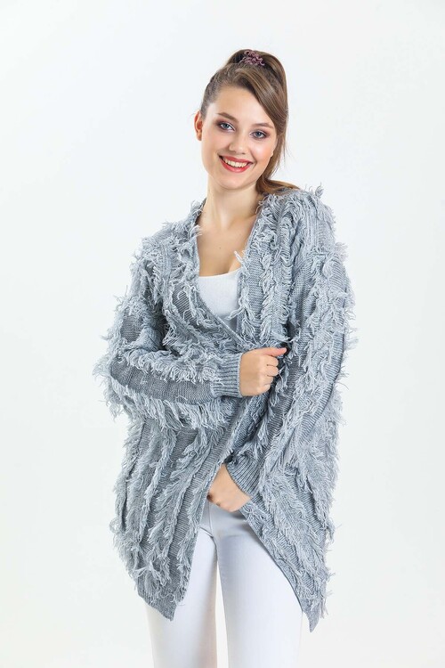 Yarasa Kol Püsküllü Triko Hırka