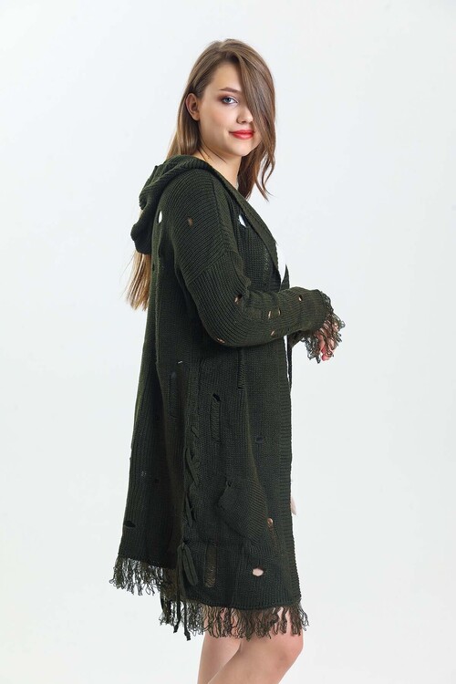 Yarasa Kol Yanları Bağcıklı Kolları ve Eteği Püsküllü Kapuşonlu Triko Uzun Hırka